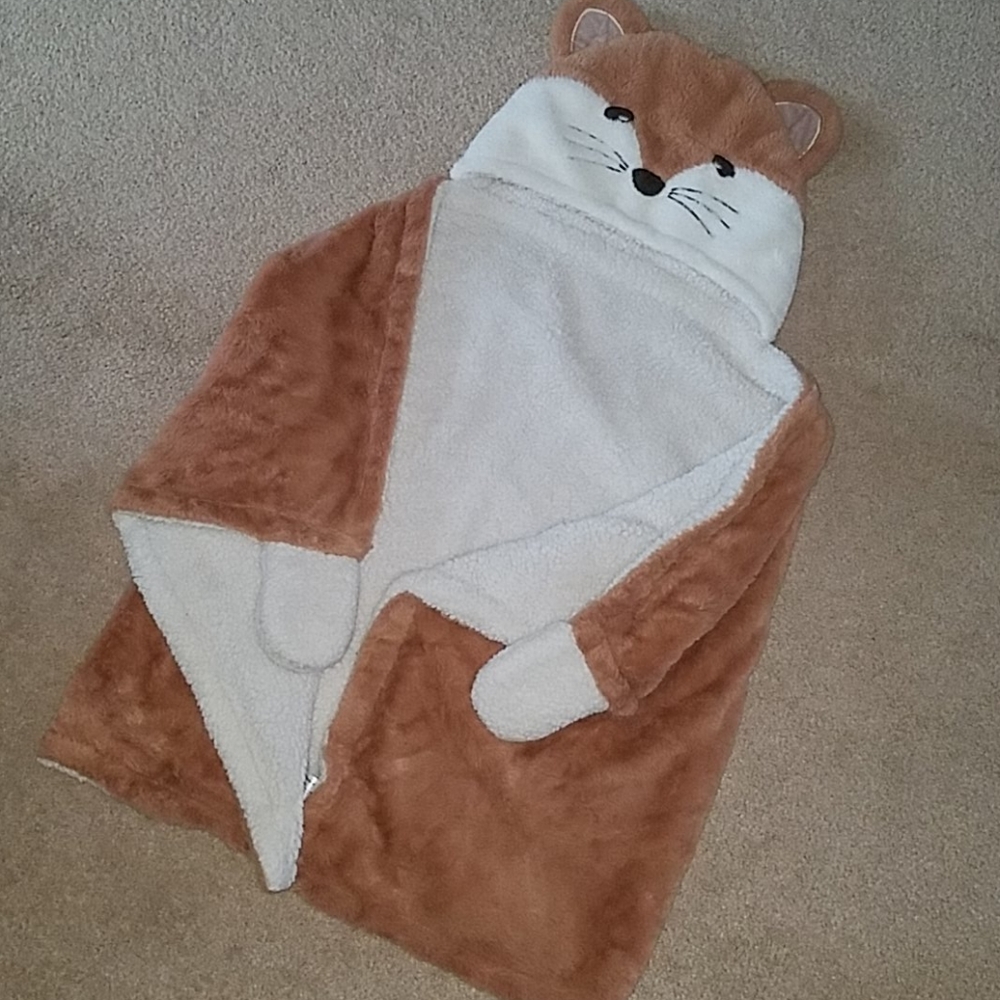 Fox hooded wrap cuddle blanket